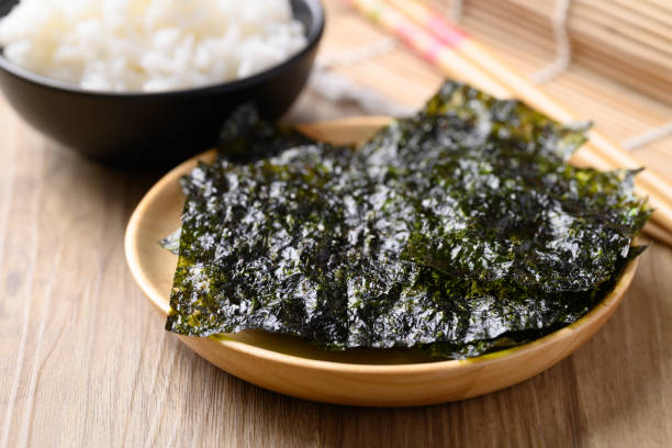 istock Dried seaweed sheet eating with rice, Asian food 2157374364