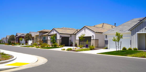 istock Single story homes in a row 2157505160