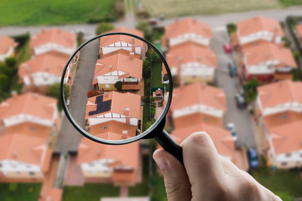 istock Focusing on houses in a residential area 2157577354