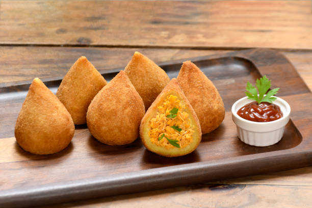 Rondelli de Massa de Pastel: Fusão Ítalo-Brasileira Fácil! - receita deliciosa profissional - passo 3