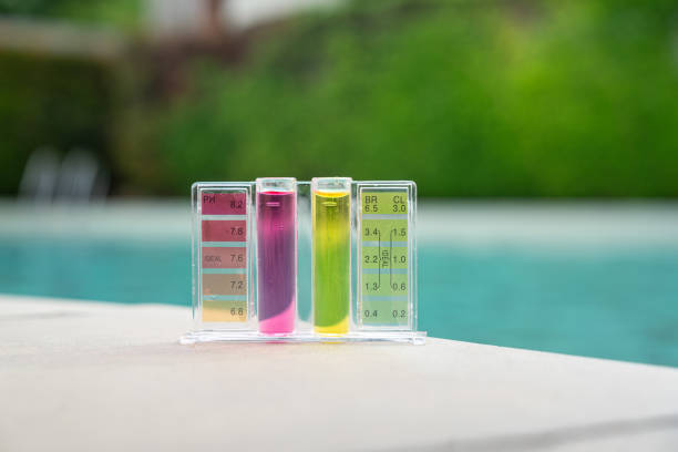 istock Swimming pool pH and chlorine water test kit. 2157700309