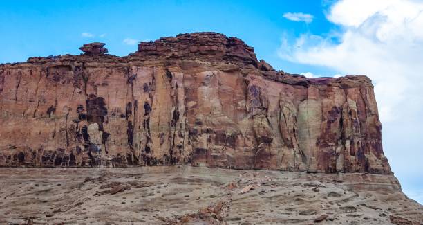 istock Red petrified sandstone rock in the Arizona desert 2157729468