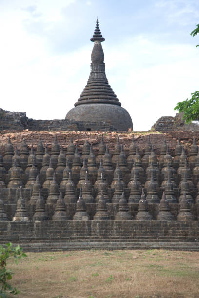 istock Kothaung Paya or Wat Phra Kao Muen Because it's called helping to protect against evil things. Inside the temple, 90,000 Buddha images were carved. 2157765223