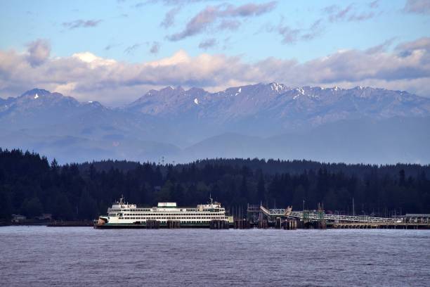 istock Ferry on Puget Sound 2158026382