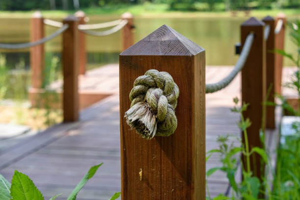 Savoy knot