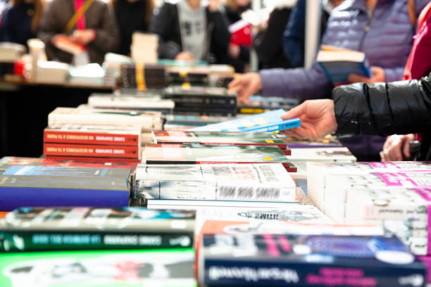 istock Street bookstore-Saint George Day 2158132218