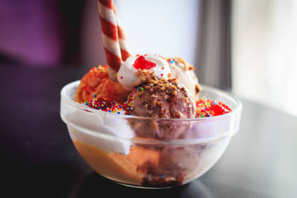 istock A Bowl of Ice Cream Sundae 2158273057