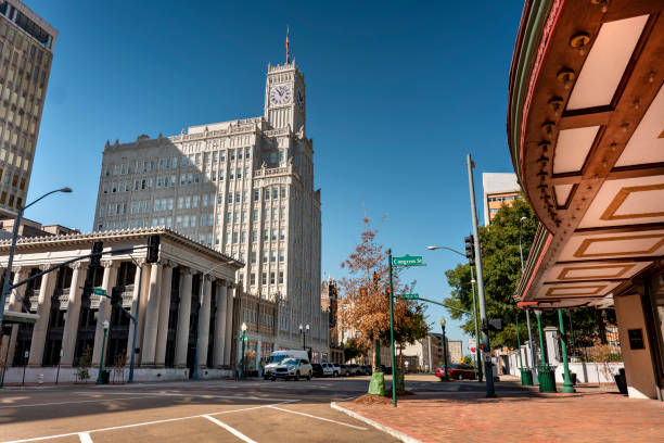jackson mississippi downtown city historic buildings and businesses - mississippi sydstaterna bildbanksfoton och bilder
