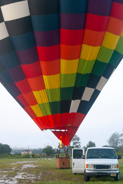 Experience the magic of hot air ballooning in Florida
