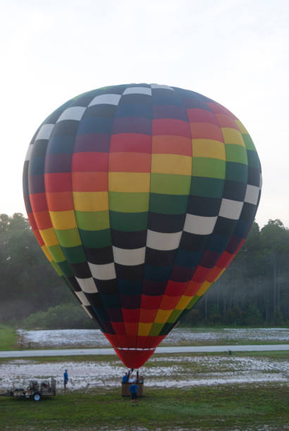 Experience the magic of hot air ballooning in Florida