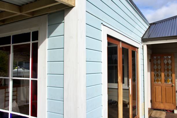 istock Close-Up of Weatherboard / Clapboard Cladding on House 2158336574