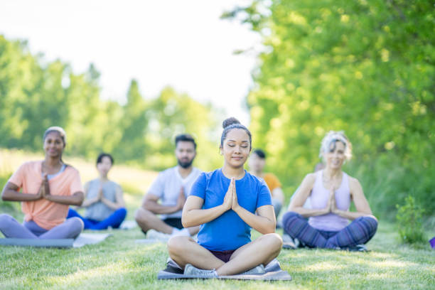 istock Outdoor Yoga Class 2158419938