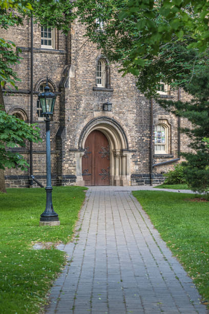 istock University of Toronto 2158442923