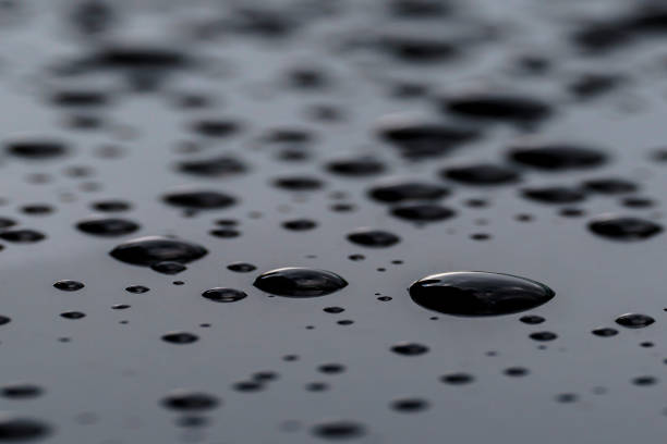 a abstraction, drops on the surface, splashes of moisture, background screensaver, mind games