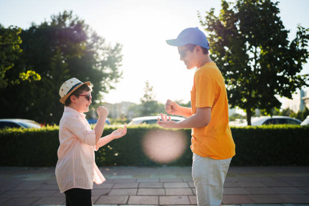 Part of a series of two brothers are exploring the city in summer break.