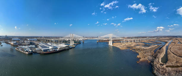istock New Goethals Bridge - New Jersey 2158660925