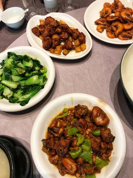 Food on a Chinese-style table
