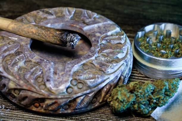 150+ Cannabis Sintetica Foto stock, immagini e fotografie royaltyfree