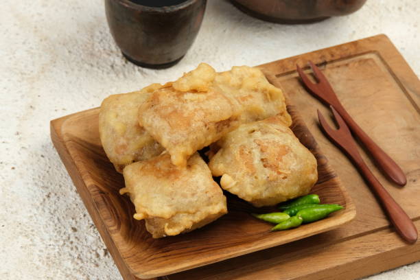Gorengan Tahu Isi ,Indonesian Traditional Snack, Gorengan Tahu Isi ,Indonesian Traditional Snack,Served With Green Cayenne on a Plate gorengan stock pictures, royalty-free photos & images