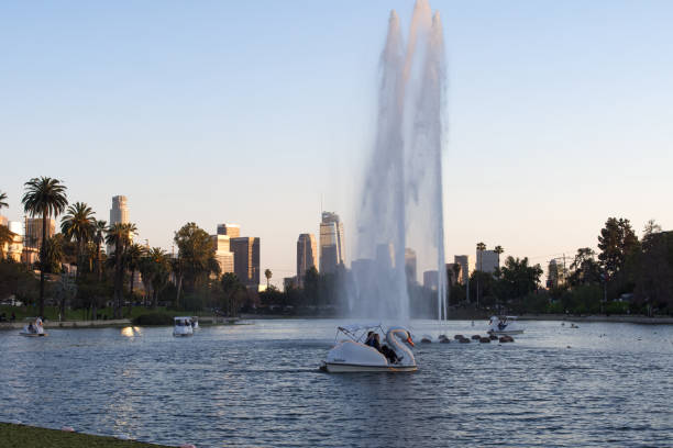 fonte - silver lake cidade de los angeles fotos - fotografias e filmes do acervo