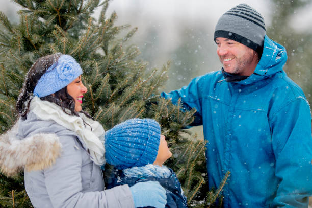 istock Winter Family Fun 2159058050