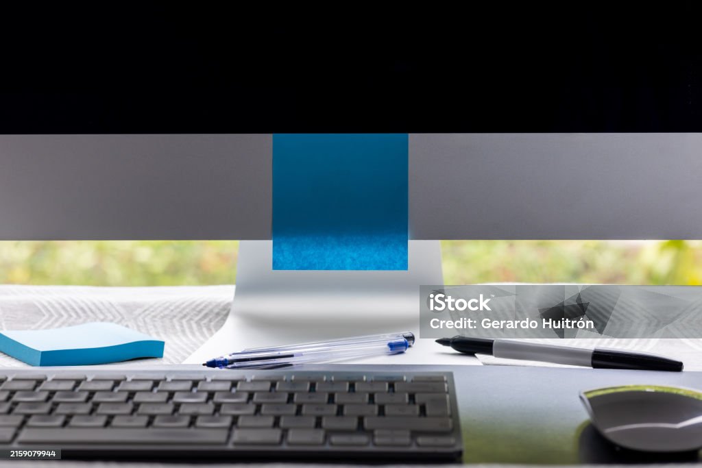 Computer Note Jpg Blue Notes In A Computer Stock Photo - Download Image Now - Backgrounds ...