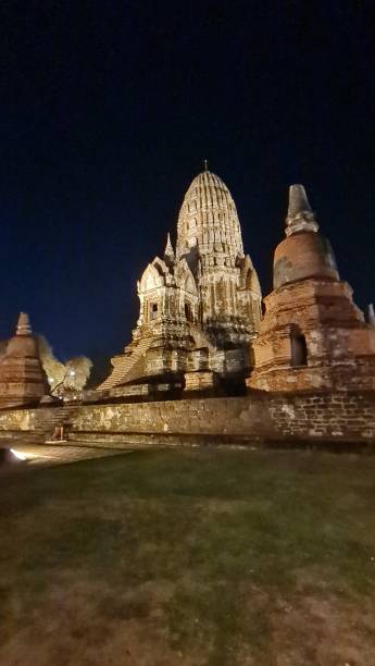 istock Night time im Ayutthaya 2159124198