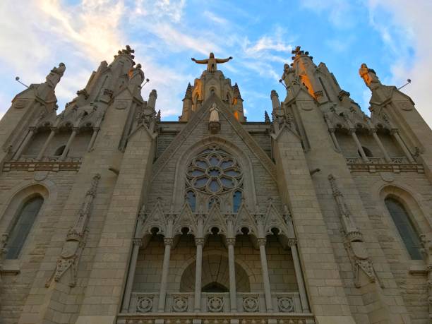 istock Sunset at Iglesia del Tibidabo 2159409103
