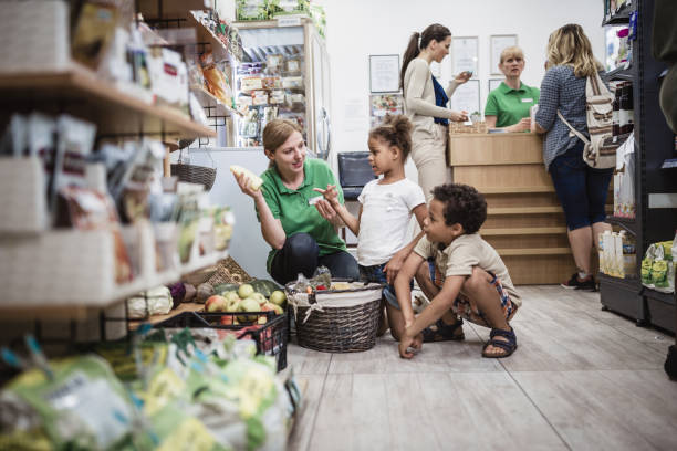 istock Friendly Grocery Shopping Experience on a Sunny Day 2159516351