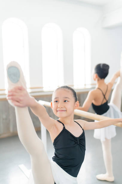 istock Ballet classes Teachers and children 2160078618
