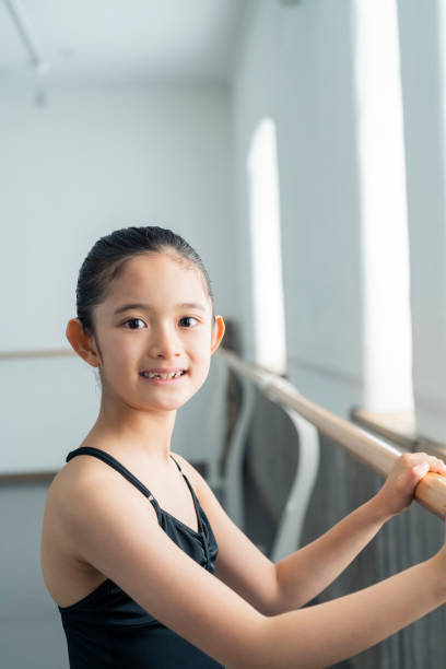istock Ballet classes Teachers and children 2160081884