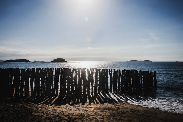 Saint Malo (35): Seafront of Sillon beach