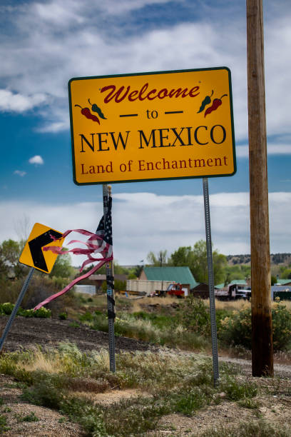 istock Welcome to New Mexico Sign vertical format 2160163870
