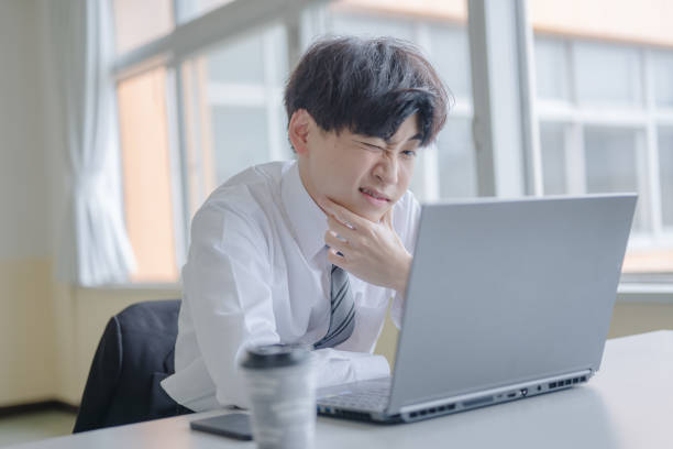 istock Trouble and businessman 2160517078