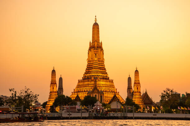 istock Beautiful sunset scenery at Wat Arun in Bangkok 2160531106