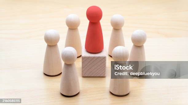 Leadership Concept With Wooden Figures Stock Photo - Download Image Now - Chairperson, Circle, Feedback