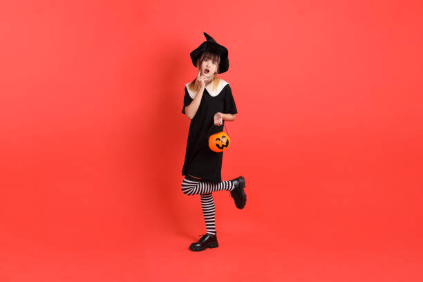istock 20s Asian Woman Halloween 2160597752