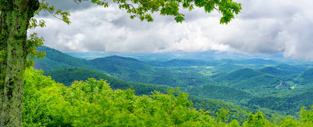 istock Overlook along Blue Ridge Parkway, Smart View 2160599126
