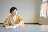 junge-studenten-studieren.jpg?b=1&s=170x170&k=20&c=FhdAUc1D7lJO-3IWES2UG6DJ572yQcyIXqNQ3-qZn74=