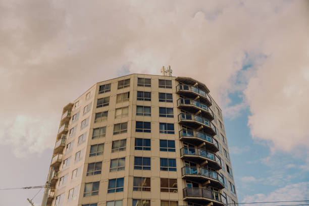 iconic buildings of rotterdam.