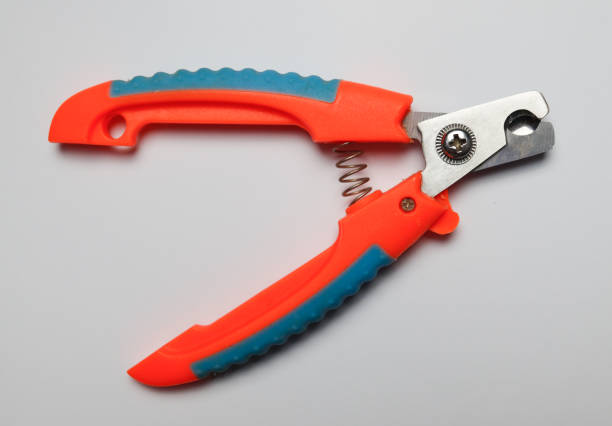 Hand and foot nail clippers for pets