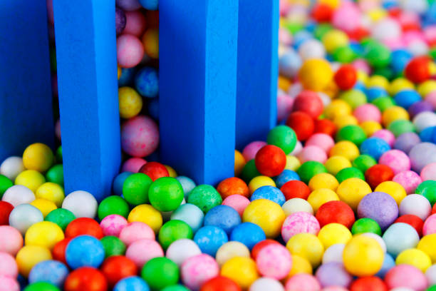 Colorful spheres trapped and separated from the rest