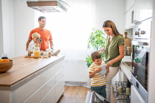 Family joys - Shared moments in the new kitchen