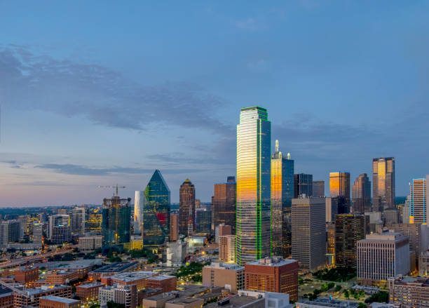 Dallas downtown kyline at dusk