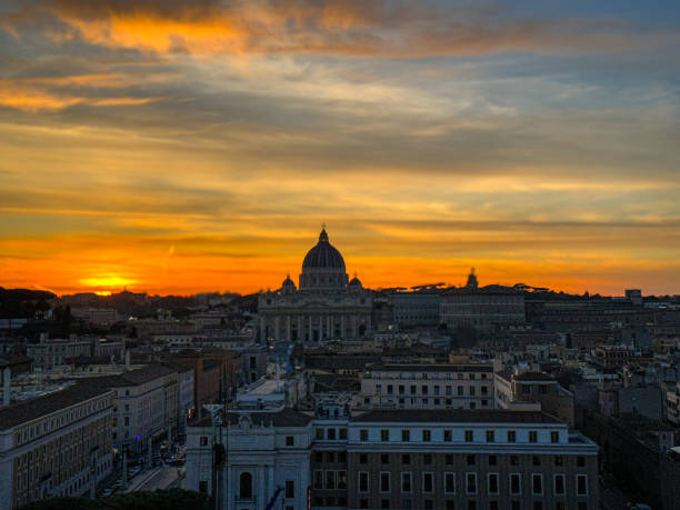 istock Road trip travel in italy diary 2161722812