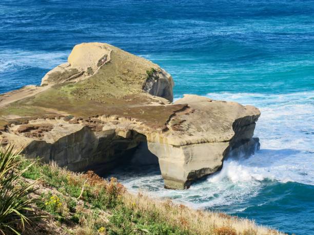 istock The Spectacular Natural Arch 2161752774