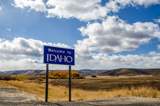 istock Welcome to Idaho Sign 2161784768