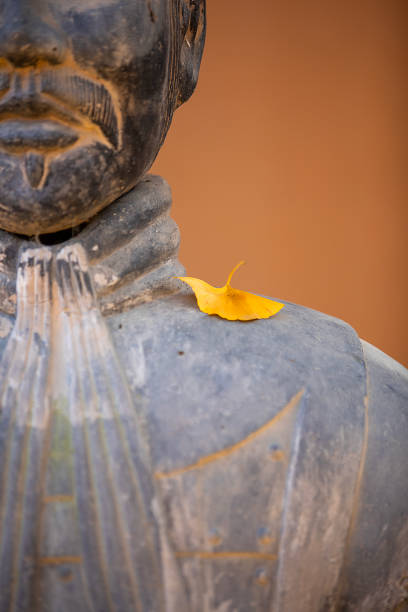 chinese statue