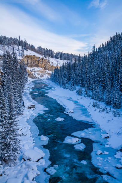 istock A freezing river in the Canadian Rockies 2162026321