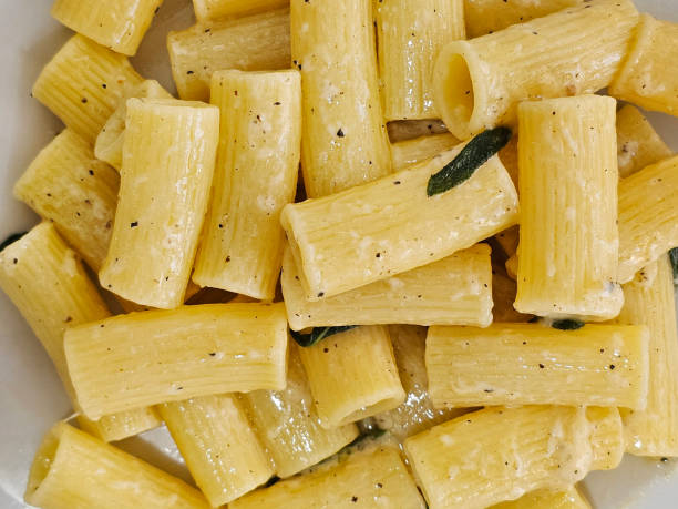 Rigatoni with butter and sage